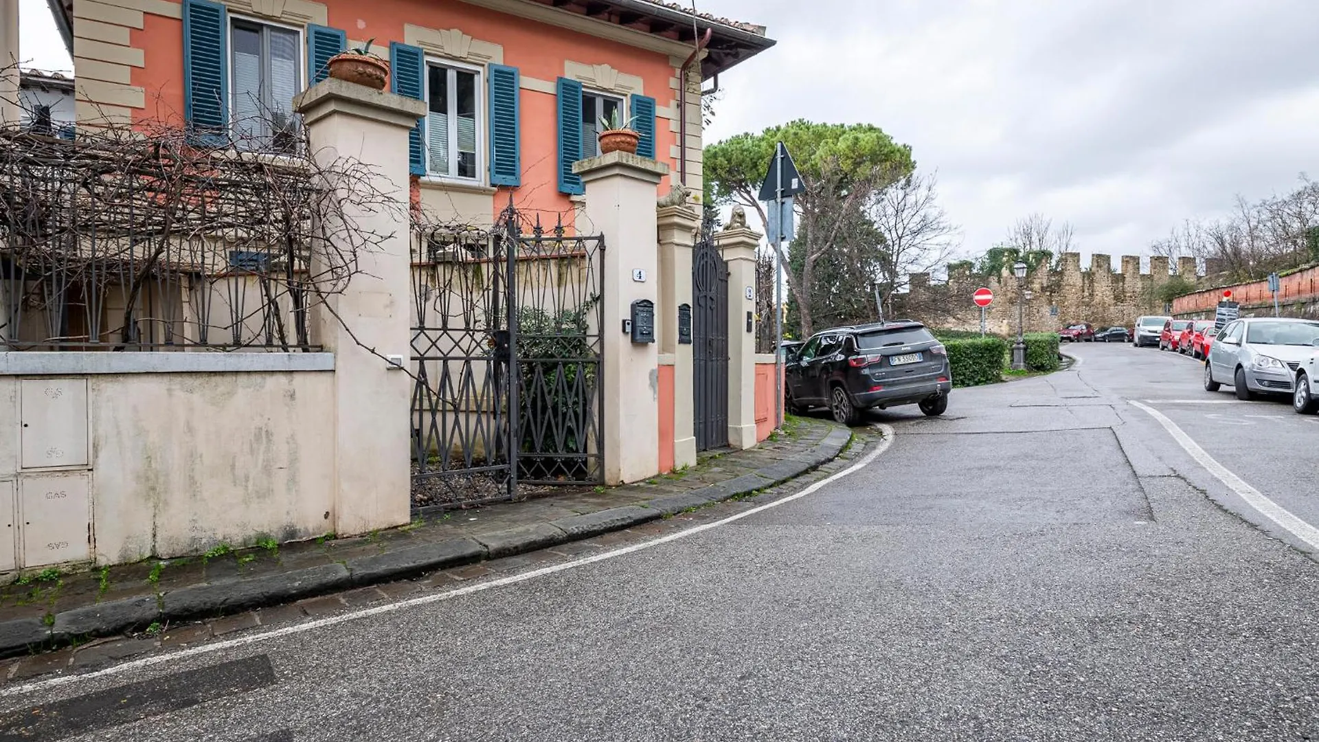 Suite In Pz. Michelangelo: Due Camere Con Due Bagni Firenze Appartamento